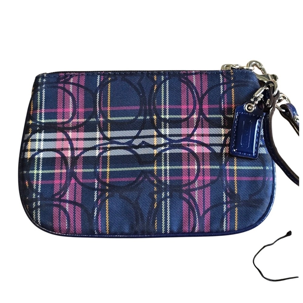 🆕️ NWOT Coach Navy Blue Pink Plaid Signature C Canvas Wristlet Small Pouch Bag